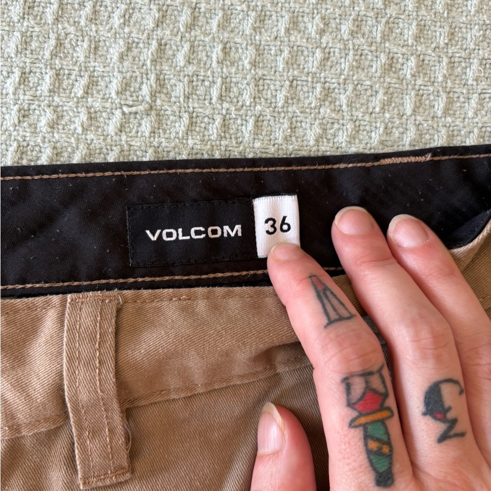 Men's Volcom Chino Shorts - Picture 3 of 3